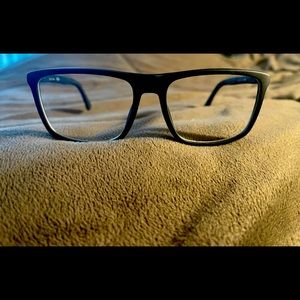 Eyeglass